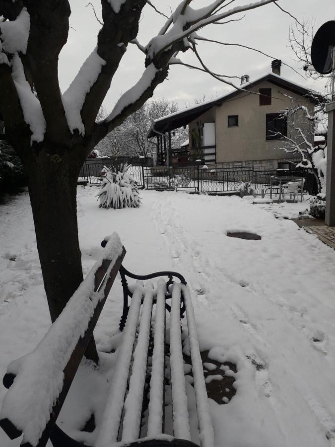 Galerija Jovanovic Topola Esterno foto