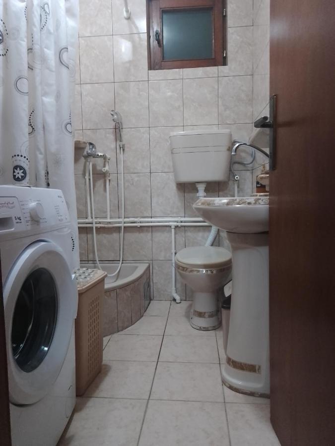 Galerija Jovanovic Topola Esterno foto