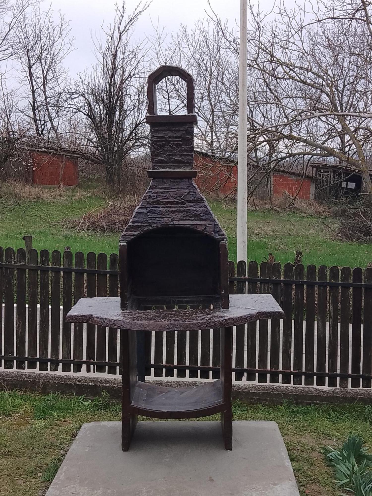 Galerija Jovanovic Topola Esterno foto